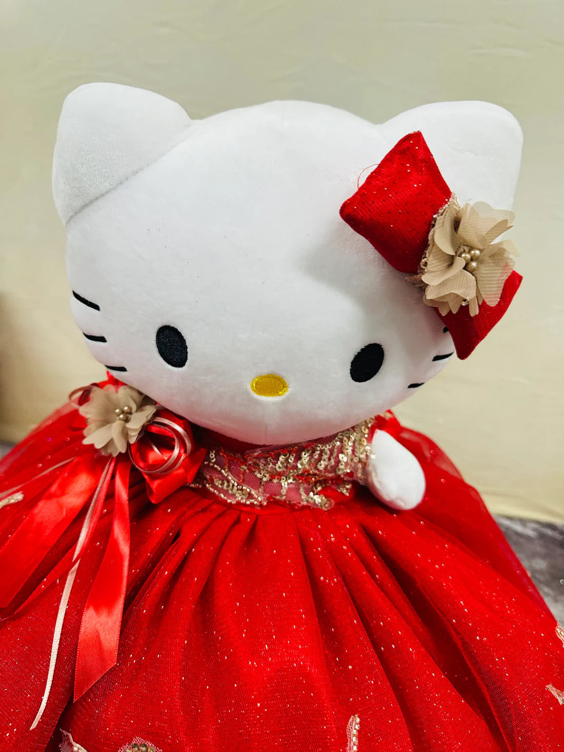 kello Kitty color Dress Red
